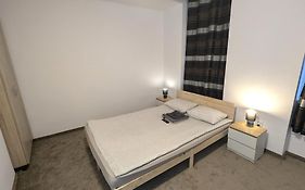 Sandor Central Studio Apartment