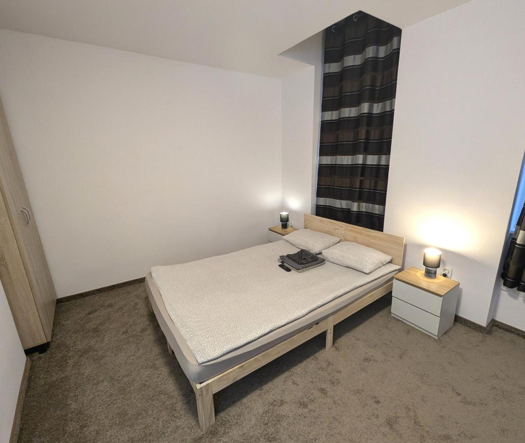 Sandor Central Studio Apartment Târgu-Mureş Esterno foto